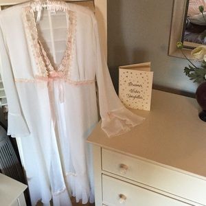 Delicates beautiful two piece set lingerie